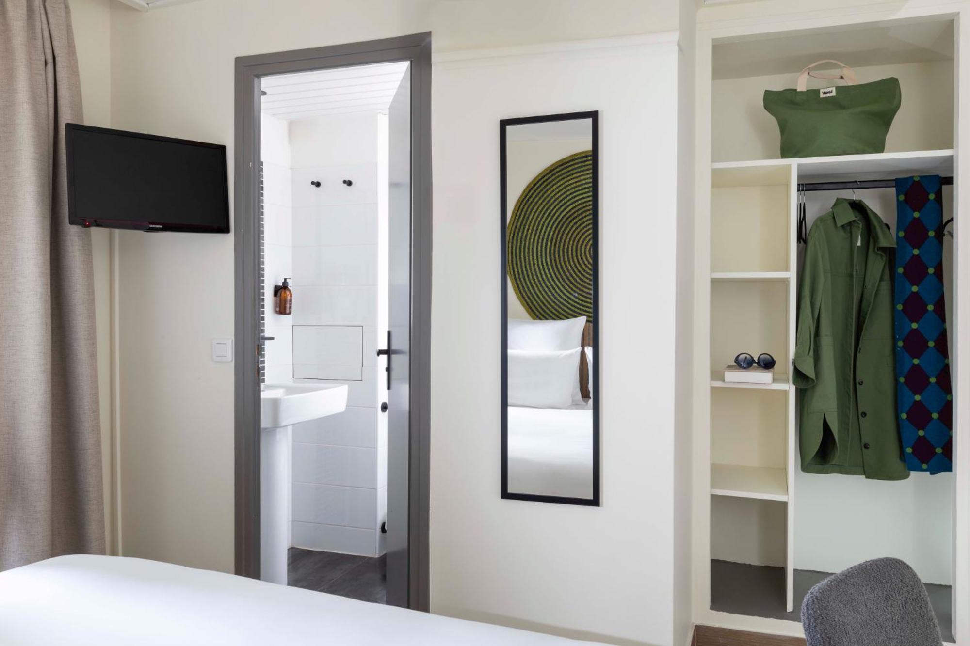 Double Room,1669042652:JPEG